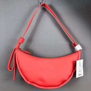 No Boundaries Women’s Contemporary Half Moon Coral Sunrise